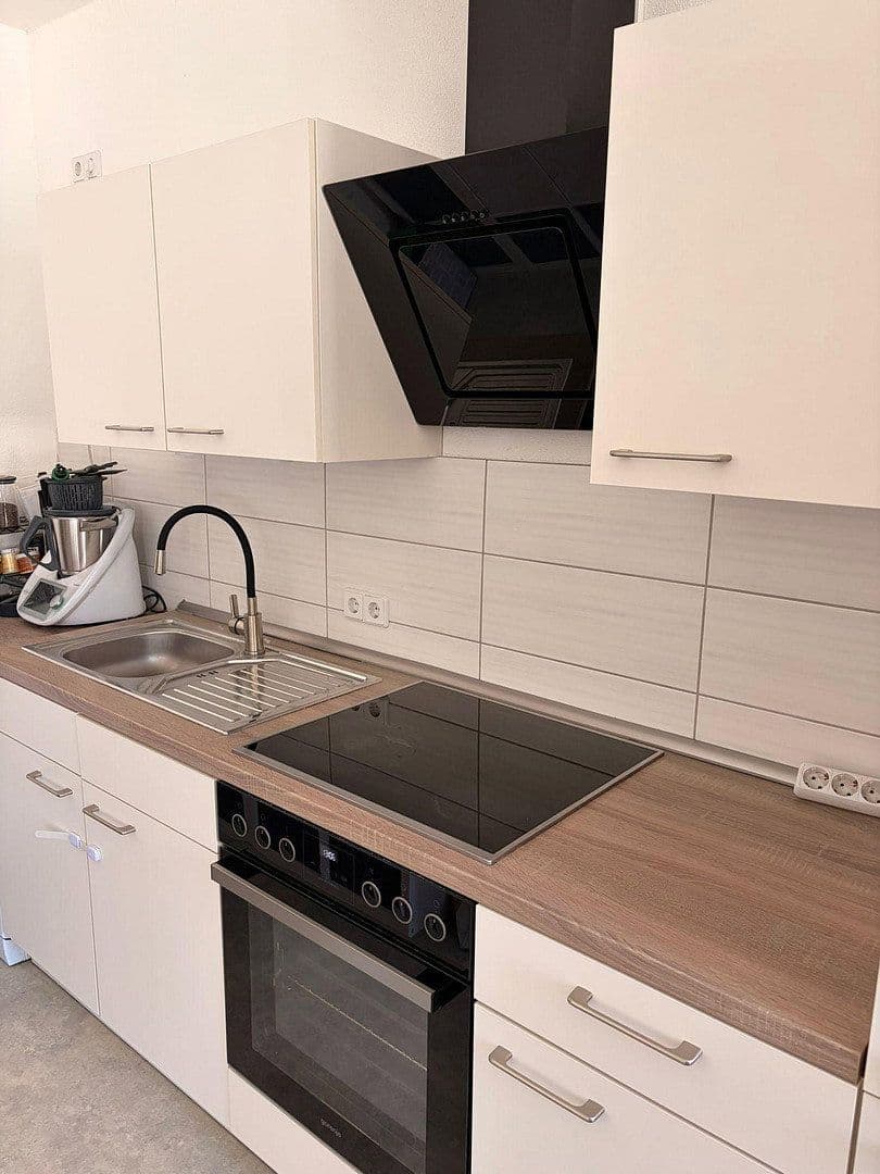Prenájom bytu 3-izbový 80 m², Straße der Einheit 44, Heringen/Helme, Durínsko Prenájom bytu 3-izbový 80 m², Straße der Einheit 44, Heringen/Helme, Durínsko