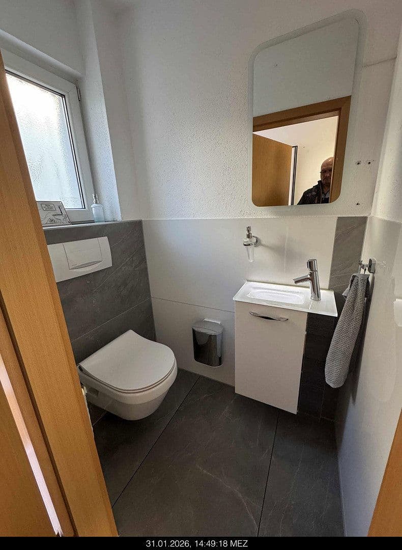 Predaj domu 131 m², pozemek 171 m², Remshalden, Bádensko-Wurttembersko Predaj domu 131 m², pozemek 171 m², Remshalden, Bádensko-Wurttembersko