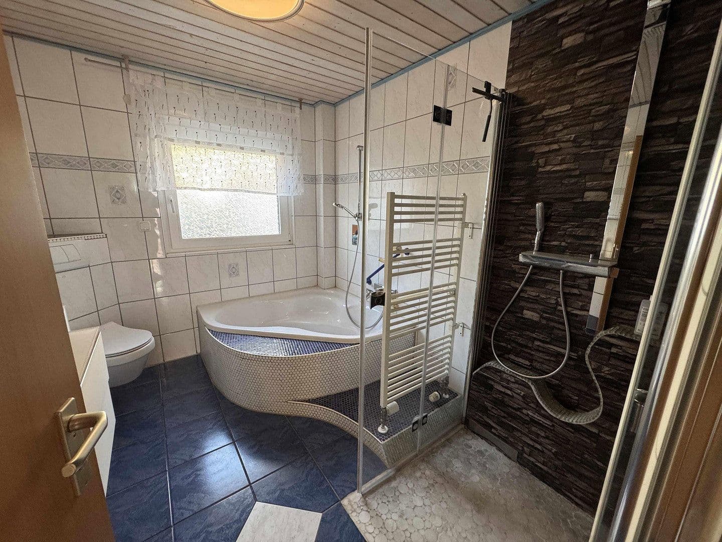Predaj domu 131 m², pozemek 171 m², Remshalden, Bádensko-Wurttembersko Predaj domu 131 m², pozemek 171 m², Remshalden, Bádensko-Wurttembersko