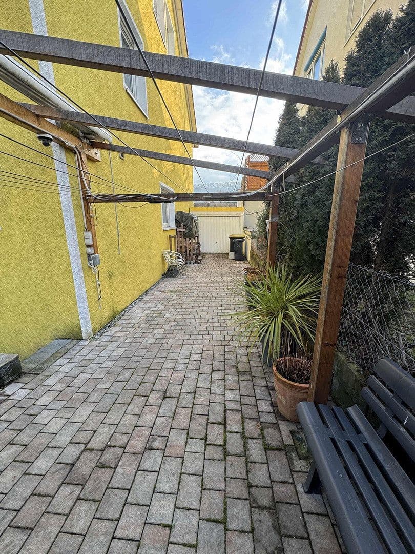 Predaj domu 131 m², pozemek 171 m², Remshalden, Bádensko-Wurttembersko Predaj domu 131 m², pozemek 171 m², Remshalden, Bádensko-Wurttembersko