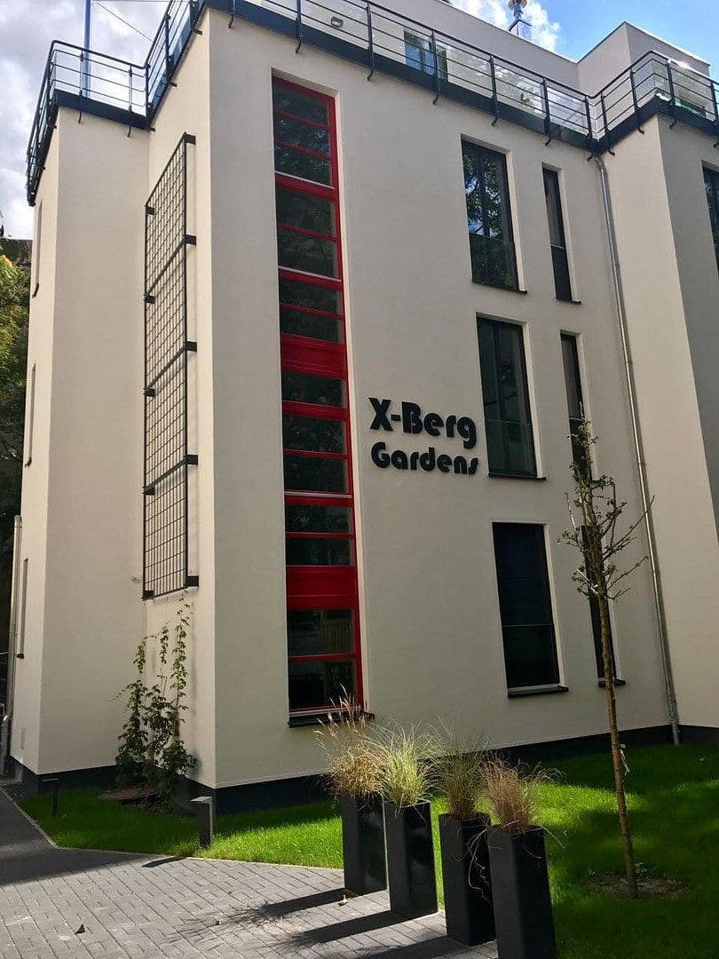 Prenájom bytu 2-izbový 82 m², Berlin, Berlín Prenájom bytu 2-izbový 82 m², Berlin, Berlín