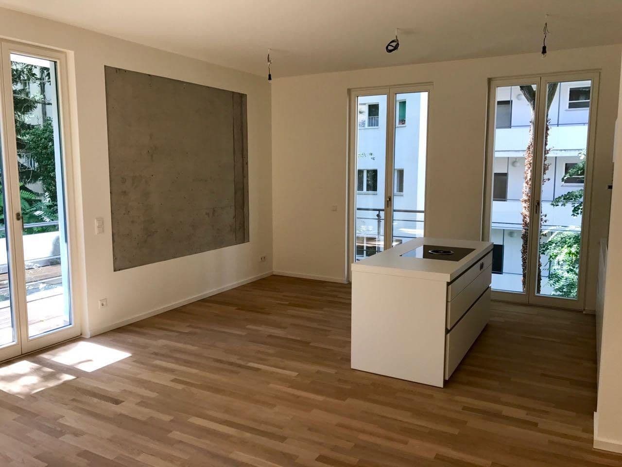 Prenájom bytu 2-izbový 82 m², Berlin, Berlín Prenájom bytu 2-izbový 82 m², Berlin, Berlín