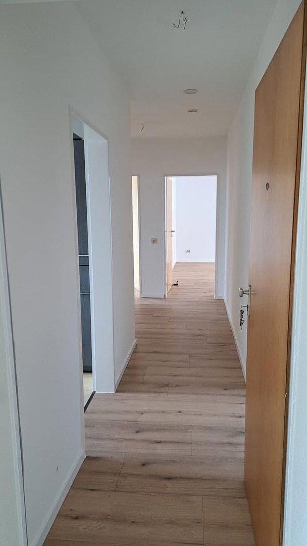 Prenájom bytu 2-izbový 66 m², Bremerhaven, Brémy Prenájom bytu 2-izbový 66 m², Bremerhaven, Brémy