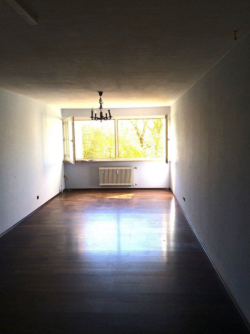 Prenájom bytu 1-izbový 38 m², Isartalstr 47, München, Bavorsko Prenájom bytu 1-izbový 38 m², Isartalstr 47, München, Bavorsko