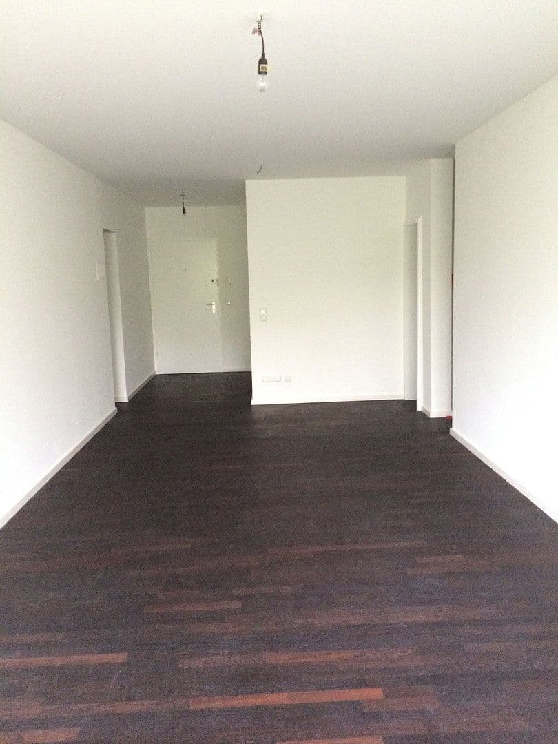 Prenájom bytu 1-izbový 38 m², Isartalstr 47, München, Bavorsko Prenájom bytu 1-izbový 38 m², Isartalstr 47, München, Bavorsko