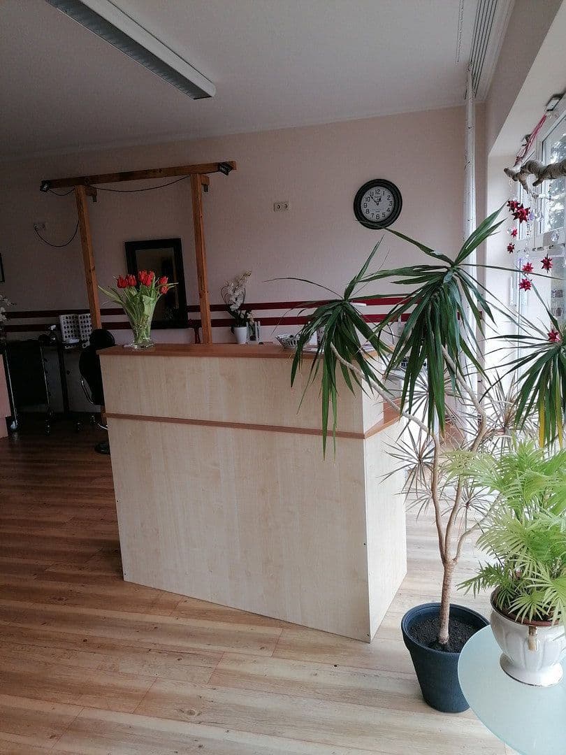 Prenájom nebytového priestoru 60 m², Dorfstraße 12, Henstedt-Ulzburg, Šlezvicko-Holštajnsko Prenájom nebytového priestoru 60 m², Dorfstraße 12, Henstedt-Ulzburg, Šlezvicko-Holštajnsko