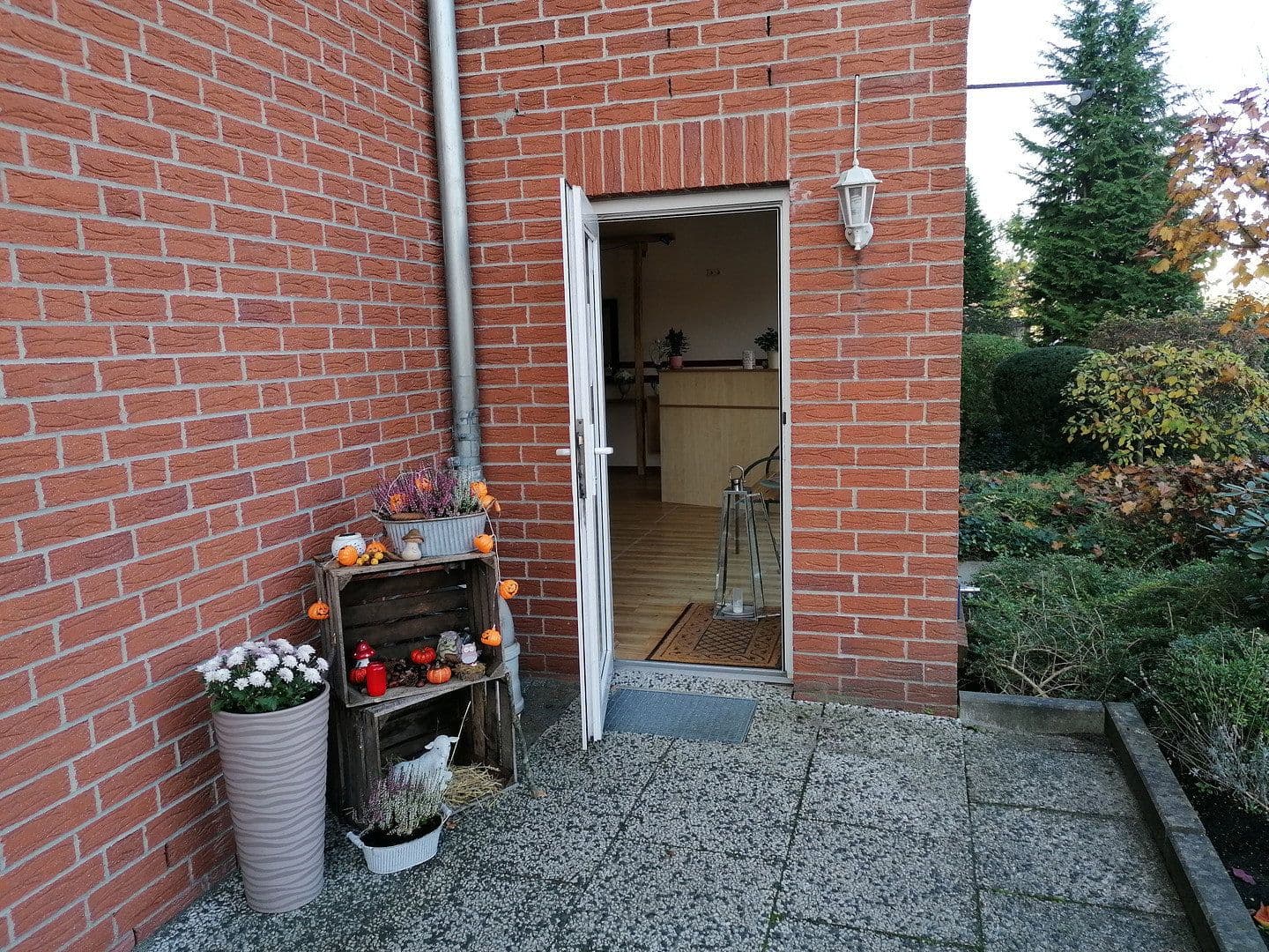 Prenájom nebytového priestoru 60 m², Dorfstraße 12, Henstedt-Ulzburg, Šlezvicko-Holštajnsko Prenájom nebytového priestoru 60 m², Dorfstraße 12, Henstedt-Ulzburg, Šlezvicko-Holštajnsko