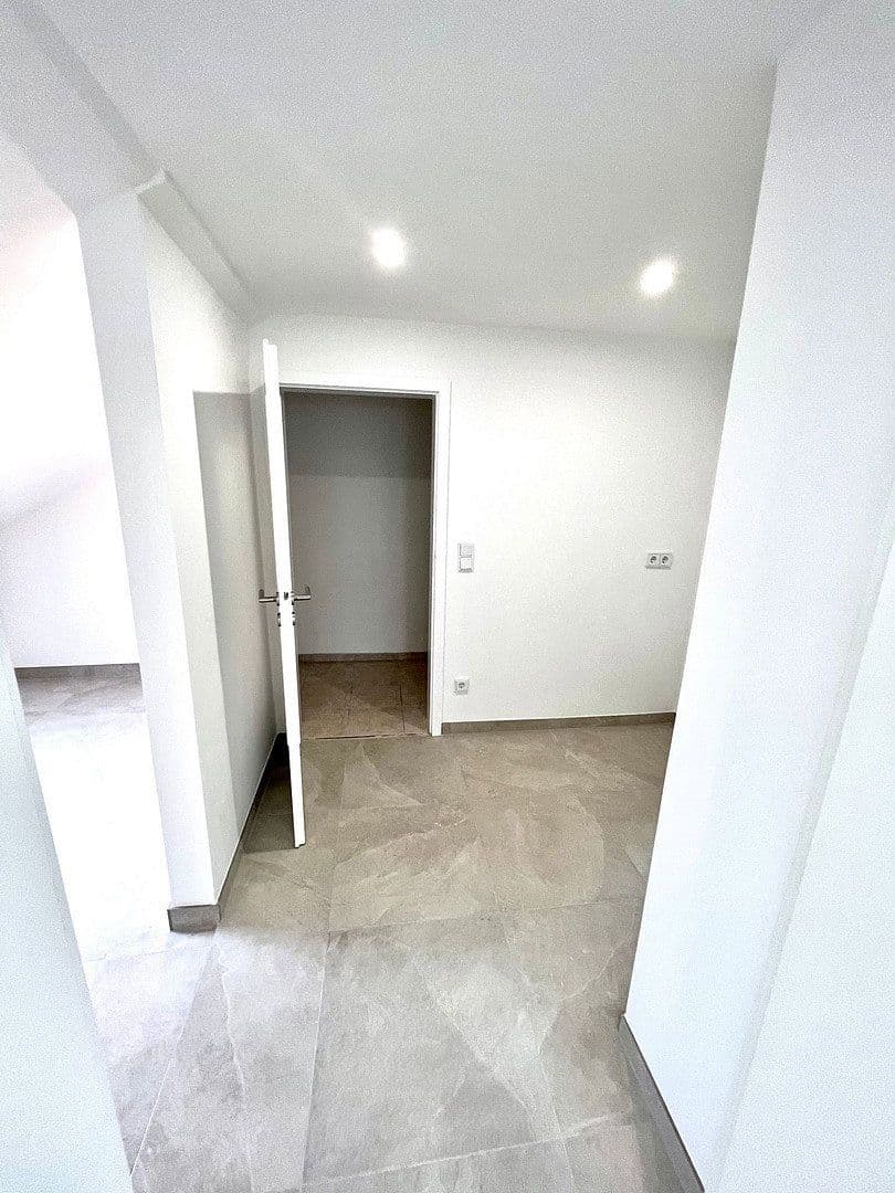 Prenájom domu 190 m², pozemek 330 m², Kaufbeuren, Bavorsko Prenájom domu 190 m², pozemek 330 m², Kaufbeuren, Bavorsko