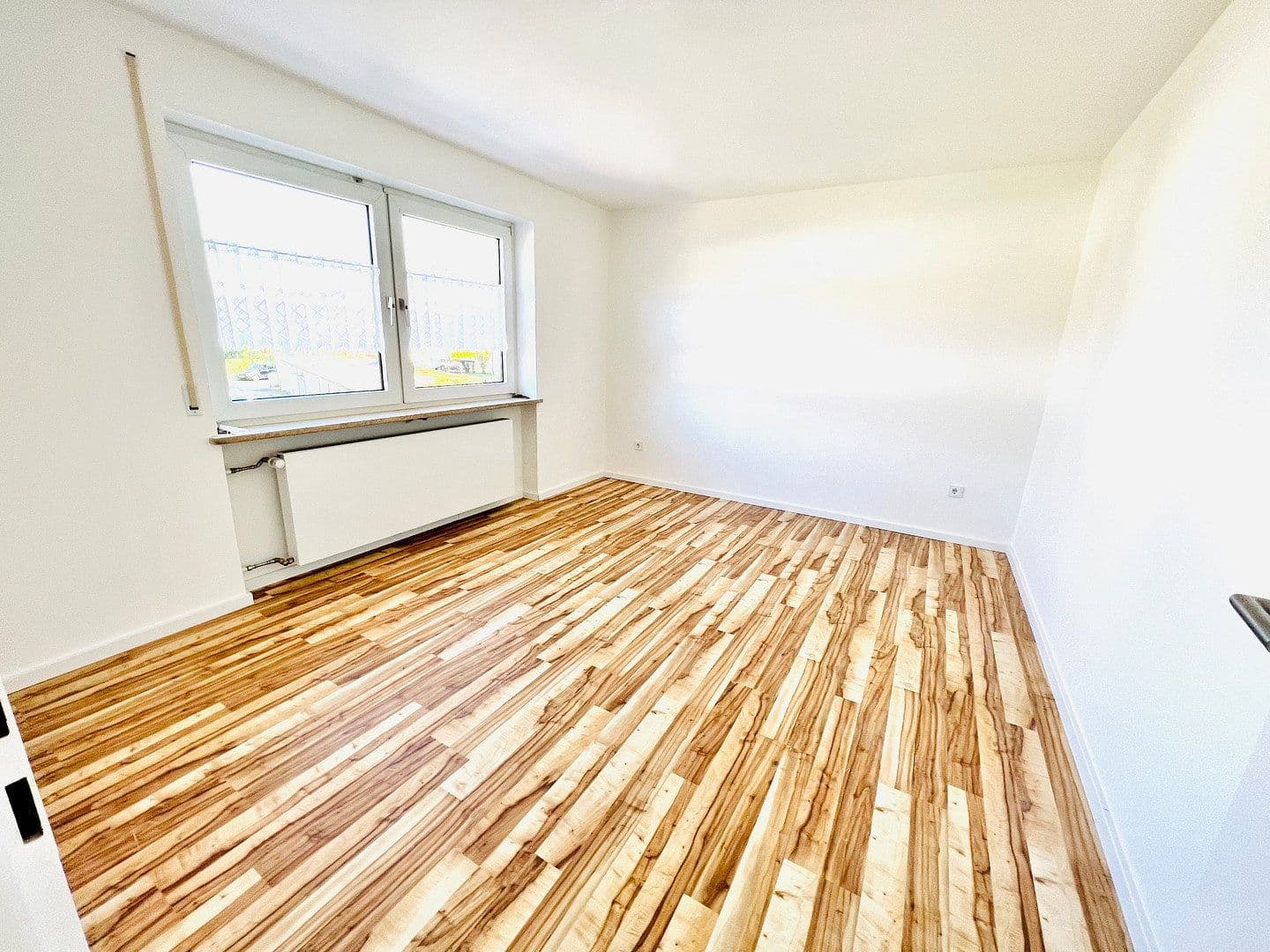 Prenájom domu 190 m², pozemek 330 m², Kaufbeuren, Bavorsko Prenájom domu 190 m², pozemek 330 m², Kaufbeuren, Bavorsko