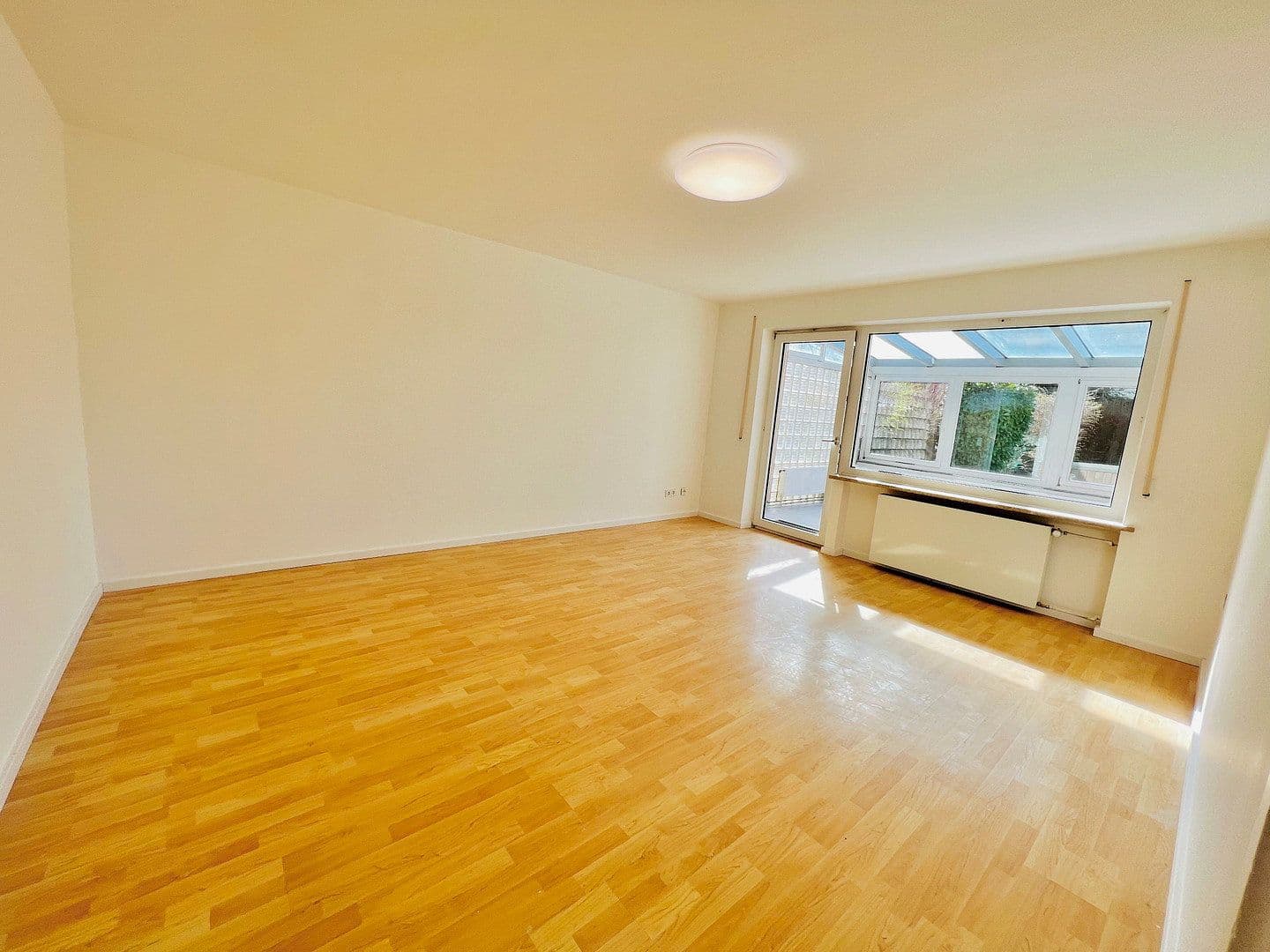 Prenájom domu 190 m², pozemek 330 m², Kaufbeuren, Bavorsko Prenájom domu 190 m², pozemek 330 m², Kaufbeuren, Bavorsko
