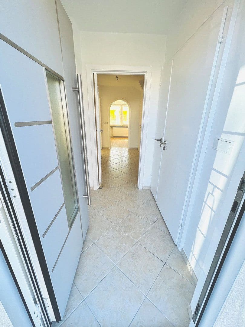 Prenájom domu 190 m², pozemek 330 m², Kaufbeuren, Bavorsko Prenájom domu 190 m², pozemek 330 m², Kaufbeuren, Bavorsko