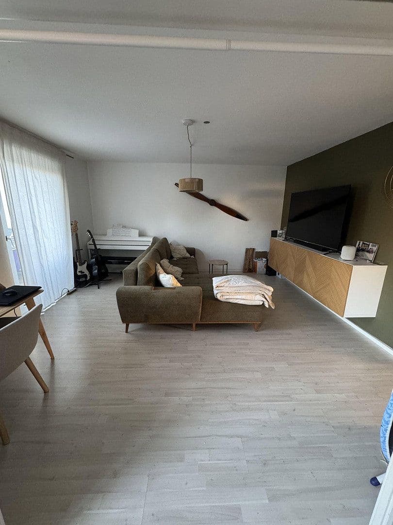 Prenájom bytu 3-izbový 73 m², Tennisstraße 28, Offenbach, Hesensko Prenájom bytu 3-izbový 73 m², Tennisstraße 28, Offenbach, Hesensko