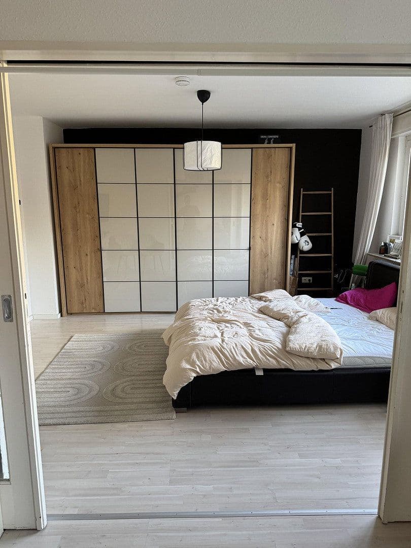 Prenájom bytu 3-izbový 73 m², Tennisstraße 28, Offenbach, Hesensko Prenájom bytu 3-izbový 73 m², Tennisstraße 28, Offenbach, Hesensko