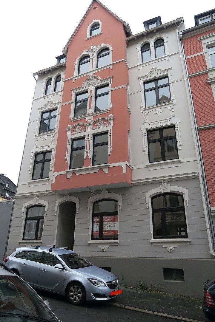 Prenájom bytu 5-izbový 95 m², Hofstrasse 4, Hagen-Haspe, Severné Porýnie - Westfálsko Prenájom bytu 5-izbový 95 m², Hofstrasse 4, Hagen-Haspe, Severné Porýnie - Westfálsko