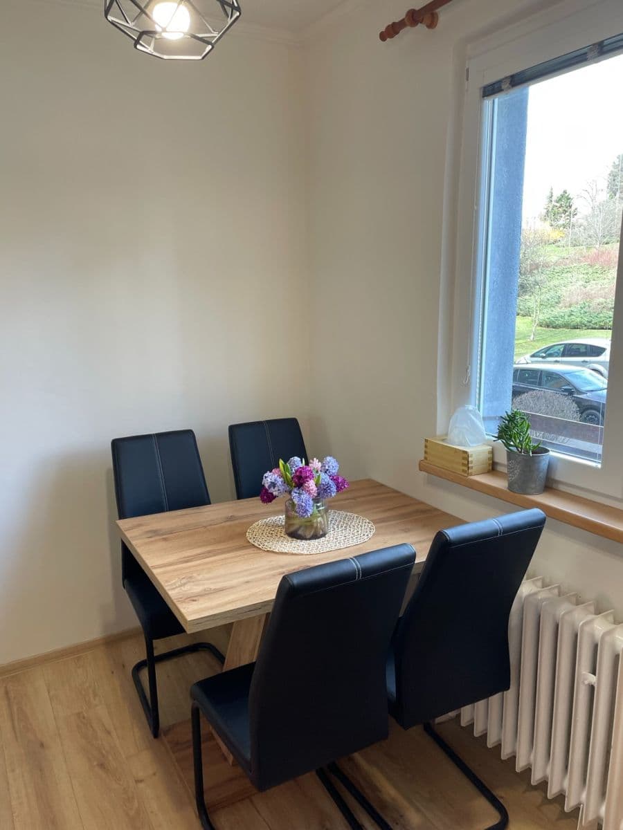 Prenájom bytu 3-izbový 68 m², V Úžlabině, Praha, Praha Prenájom bytu 3-izbový 68 m², V Úžlabině, Praha, Praha