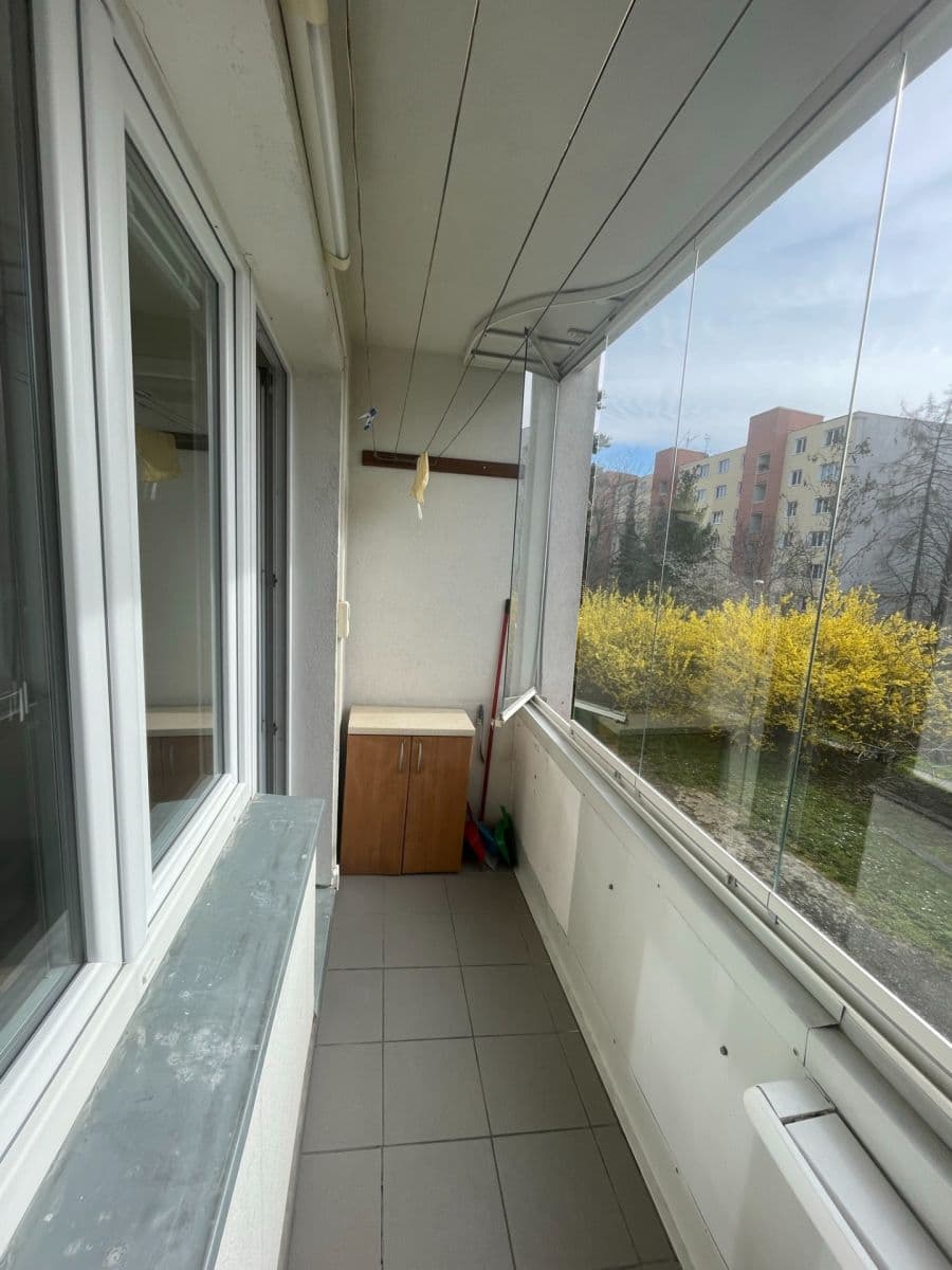 Prenájom bytu 3-izbový 68 m², V Úžlabině, Praha, Praha Prenájom bytu 3-izbový 68 m², V Úžlabině, Praha, Praha