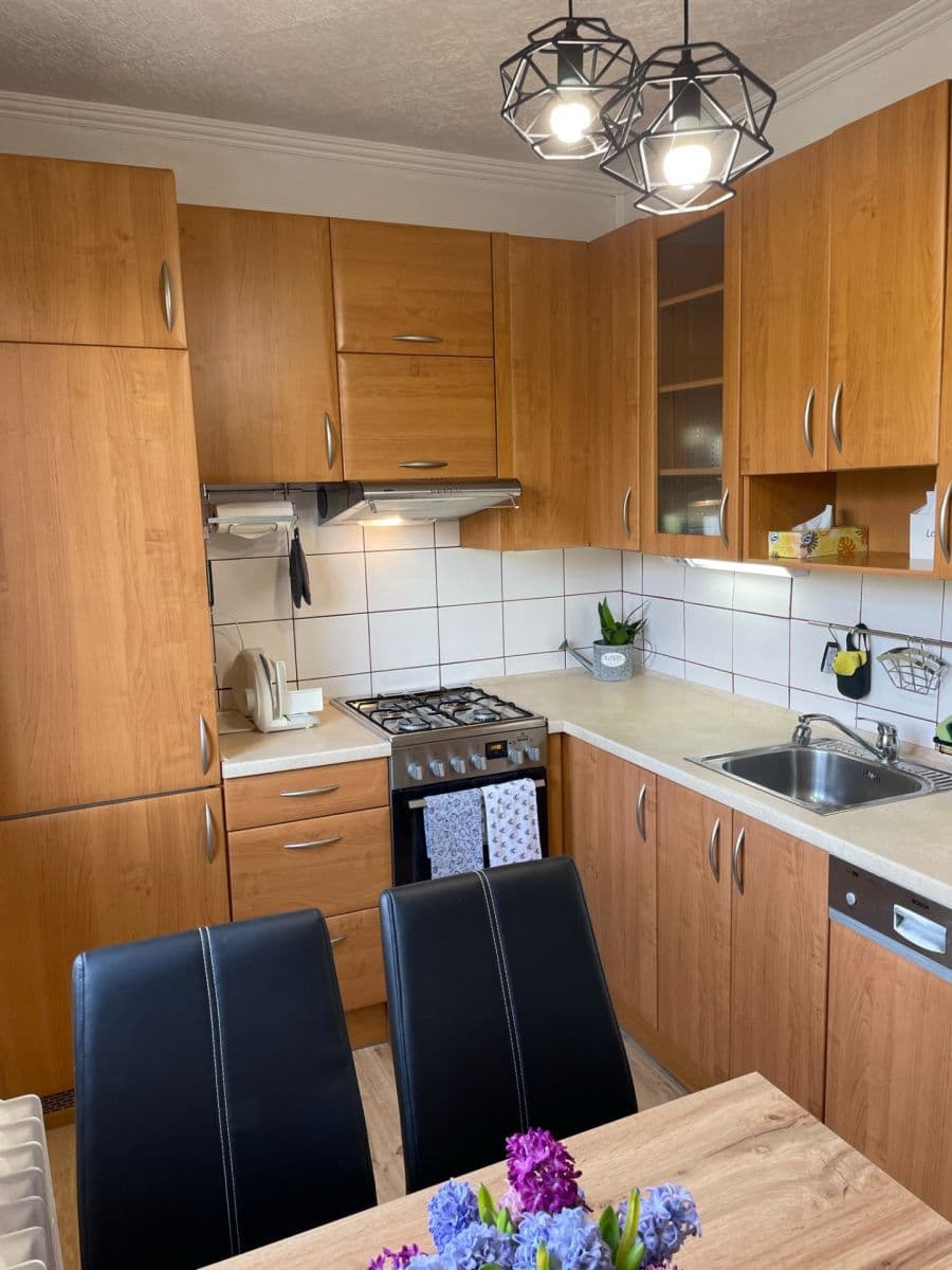 Prenájom bytu 3-izbový 68 m², V Úžlabině, Praha, Praha Prenájom bytu 3-izbový 68 m², V Úžlabině, Praha, Praha