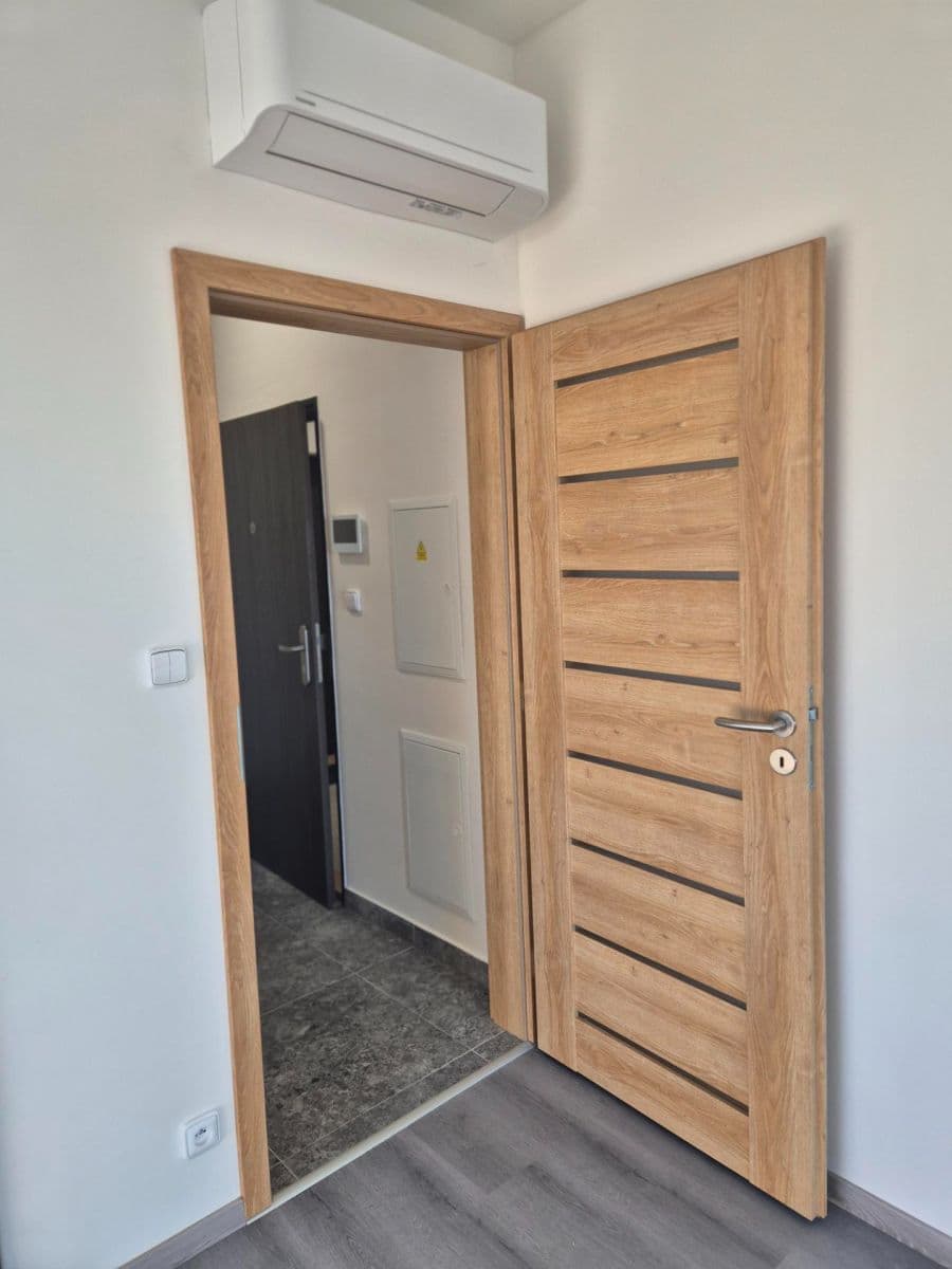 Predaj bytu 1-izbový 38 m², Pražská, Kolín, Středočeský kraj Predaj bytu 1-izbový 38 m², Pražská, Kolín, Středočeský kraj