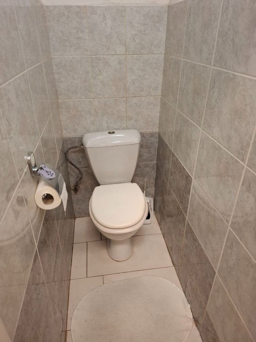 Prenájom bytu 1-izbový 25 m², Újezd, Praha, Praha Prenájom bytu 1-izbový 25 m², Újezd, Praha, Praha