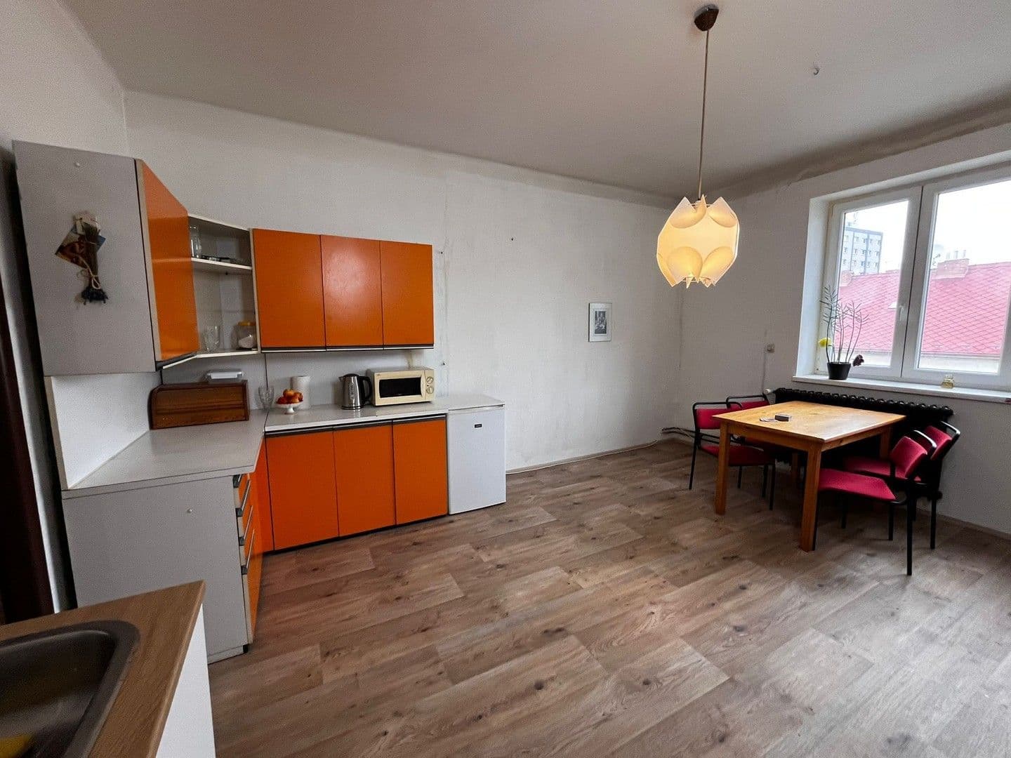 Prenájom bytu 2-izbový 55 m², Oskara Nedbala, Hradec Králové, Královéhradecký kraj Prenájom bytu 2-izbový 55 m², Oskara Nedbala, Hradec Králové, Královéhradecký kraj