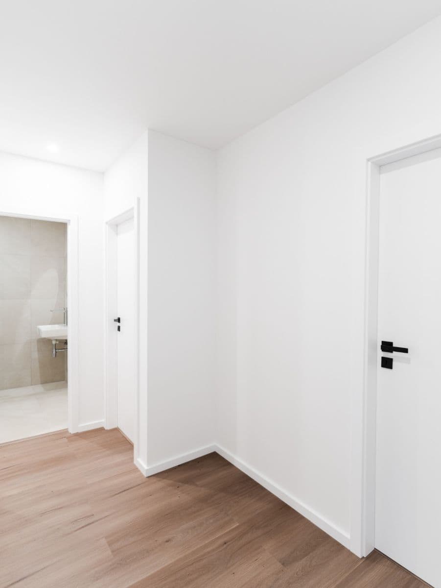 Predaj bytu 4-izbový 71 m², Třebenická, Praha, Praha Predaj bytu 4-izbový 71 m², Třebenická, Praha, Praha