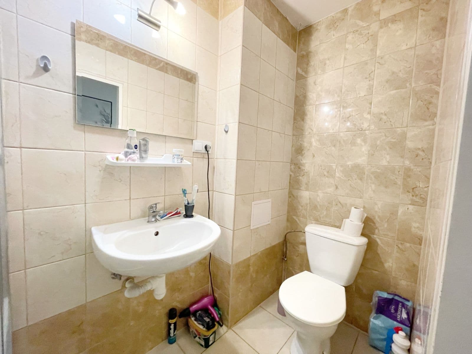 Prenájom bytu 1-izbový 42 m², Husitská, Praha, Praha Prenájom bytu 1-izbový 42 m², Husitská, Praha, Praha
