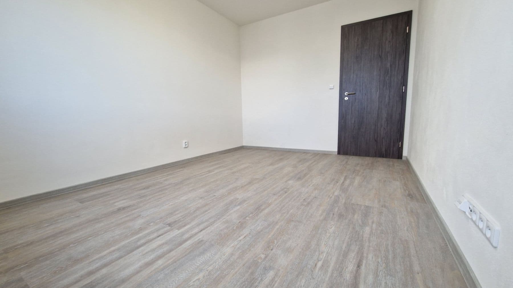 Prenájom bytu 2-izbový 55 m², Studentská, Plzeň, Plzeňský kraj Prenájom bytu 2-izbový 55 m², Studentská, Plzeň, Plzeňský kraj
