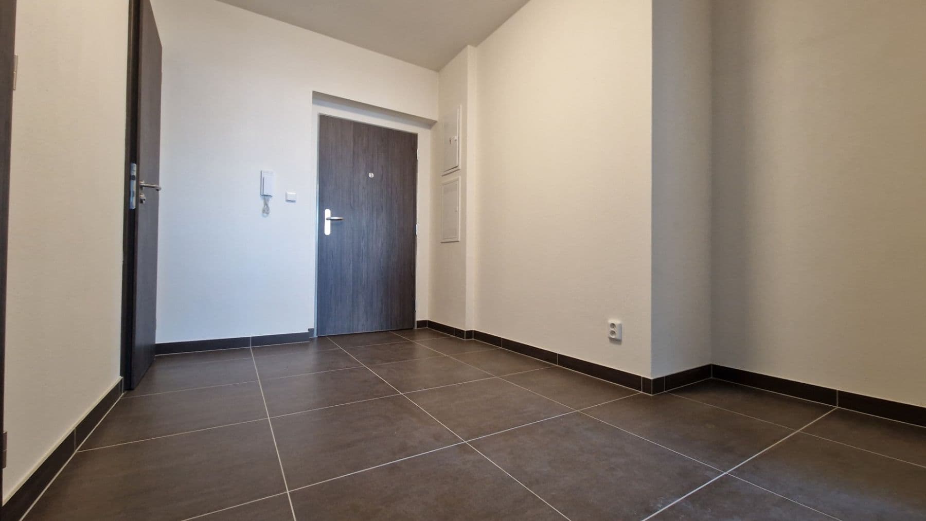 Prenájom bytu 2-izbový 55 m², Studentská, Plzeň, Plzeňský kraj Prenájom bytu 2-izbový 55 m², Studentská, Plzeň, Plzeňský kraj