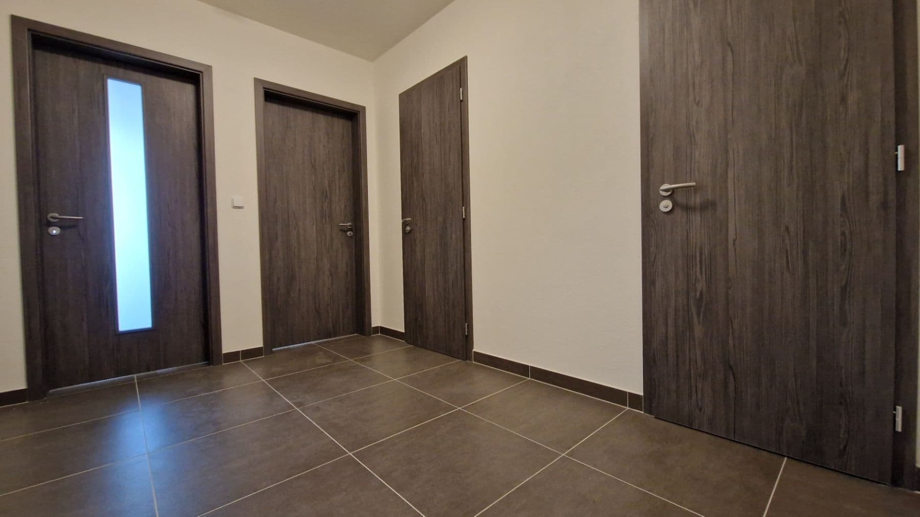 Prenájom bytu 2-izbový 55 m², Studentská, Plzeň, Plzeňský kraj Prenájom bytu 2-izbový 55 m², Studentská, Plzeň, Plzeňský kraj
