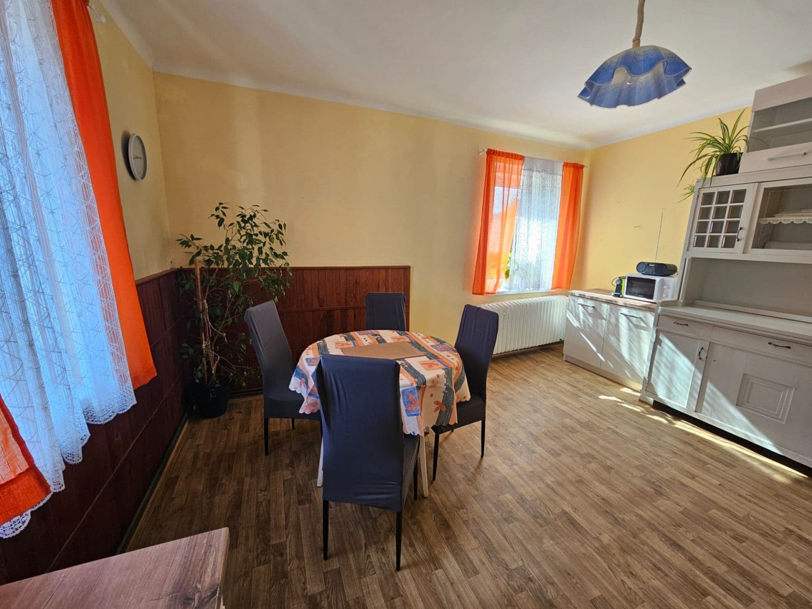 Prenájom bytu 4-izbový 85 m², Na Zvonku, Liberec, Liberecký kraj Prenájom bytu 4-izbový 85 m², Na Zvonku, Liberec, Liberecký kraj