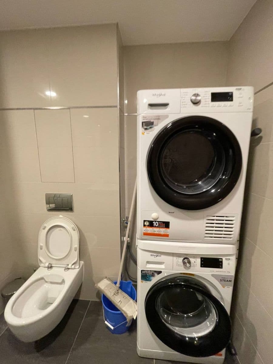 Prenájom bytu 1-izbový 40 m², Vojenova, Praha, Praha Prenájom bytu 1-izbový 40 m², Vojenova, Praha, Praha