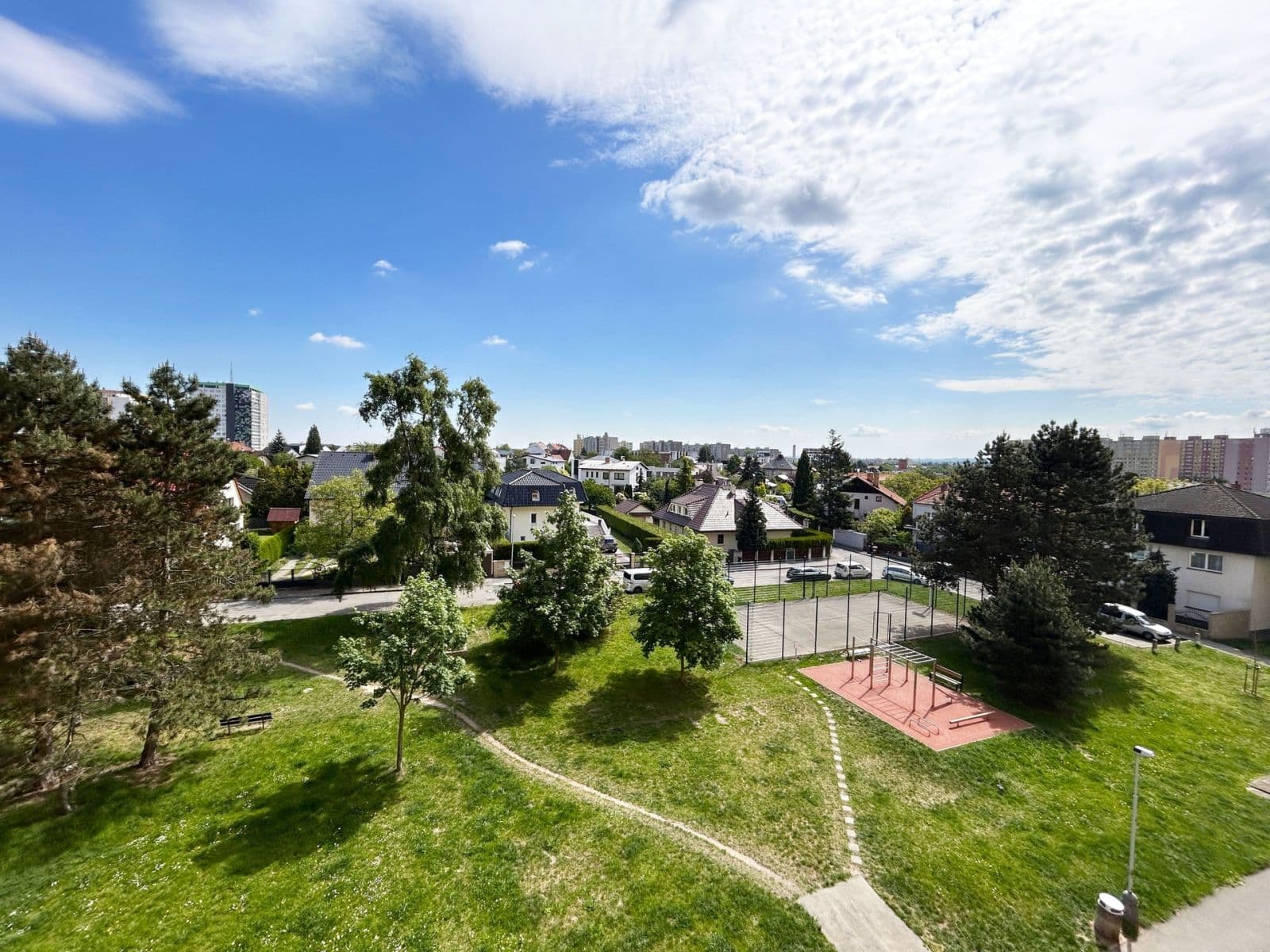 Prenájom bytu 3-izbový 78 m², Pšenčíkova, Praha, Praha Prenájom bytu 3-izbový 78 m², Pšenčíkova, Praha, Praha