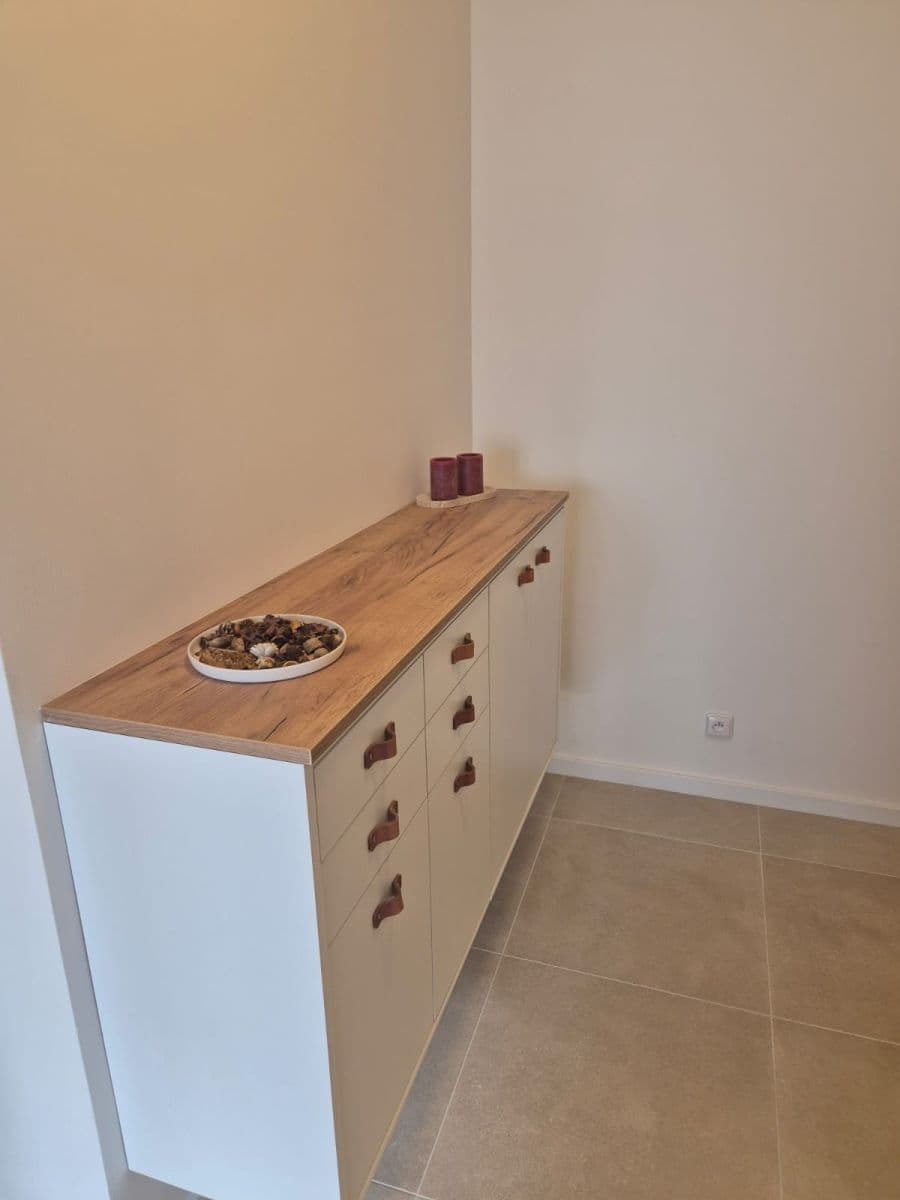 Prenájom bytu 2-izbový 52 m², Štěchovická, Praha, Praha Prenájom bytu 2-izbový 52 m², Štěchovická, Praha, Praha