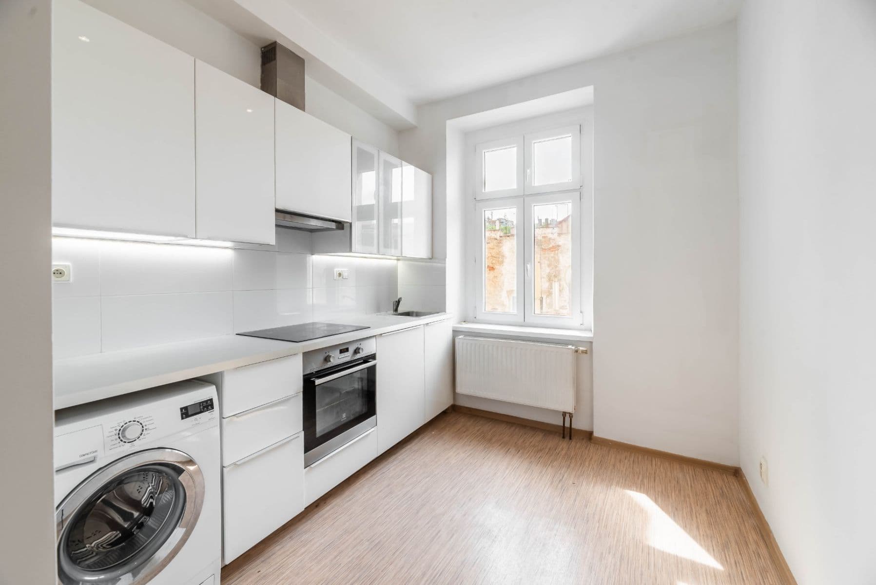 Predaj bytu 2-izbový 30 m², Holečkova, Praha, Praha Predaj bytu 2-izbový 30 m², Holečkova, Praha, Praha