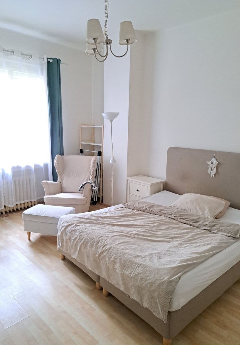 Prenájom bytu 1-izbový 32 m², Vinohradská, Praha, Praha Prenájom bytu 1-izbový 32 m², Vinohradská, Praha, Praha