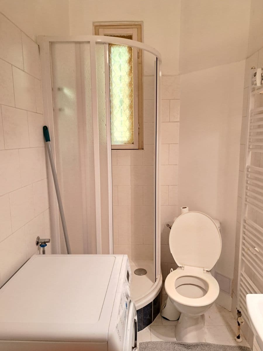 Prenájom bytu 1-izbový 32 m², Vinohradská, Praha, Praha Prenájom bytu 1-izbový 32 m², Vinohradská, Praha, Praha