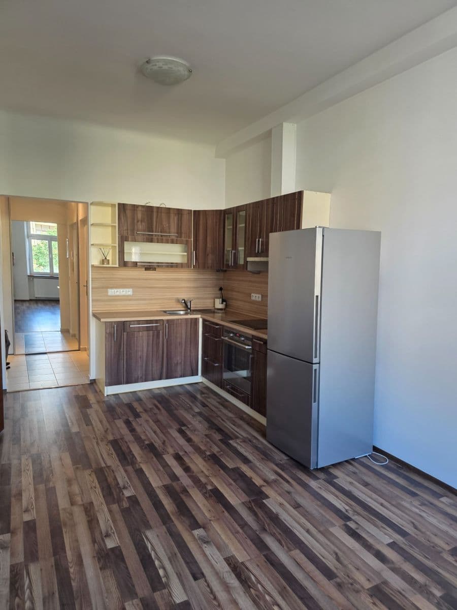 Prenájom bytu 2-izbový 42 m², Janovského, Praha, Praha Prenájom bytu 2-izbový 42 m², Janovského, Praha, Praha