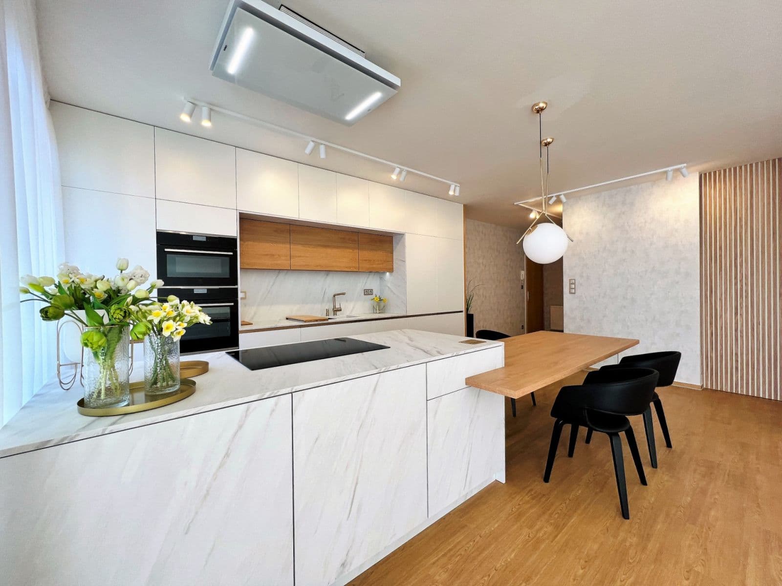Predaj bytu 3-izbový 207 m², Na Pomezí, Praha, Praha Predaj bytu 3-izbový 207 m², Na Pomezí, Praha, Praha