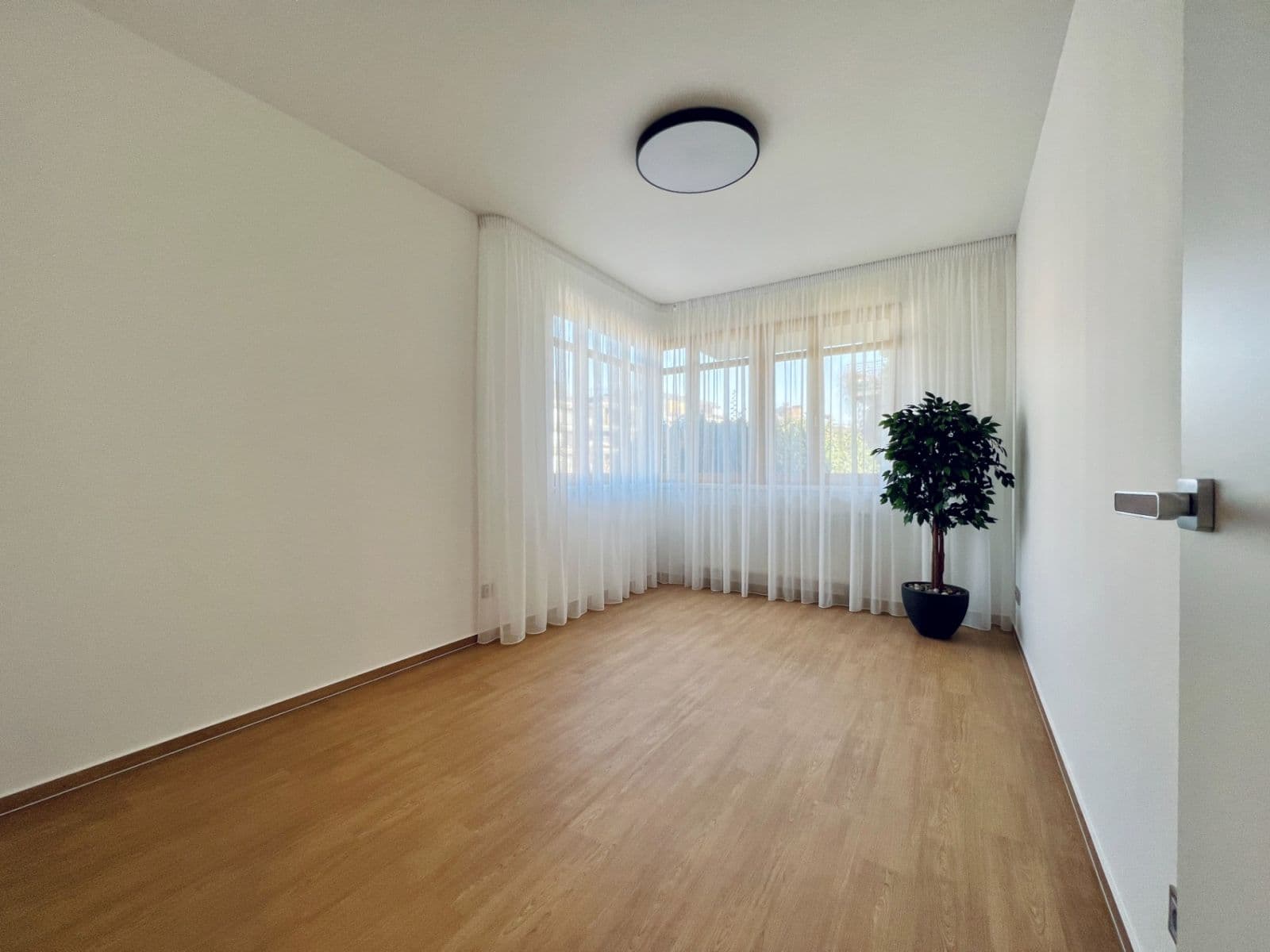 Predaj bytu 3-izbový 207 m², Na Pomezí, Praha, Praha Predaj bytu 3-izbový 207 m², Na Pomezí, Praha, Praha