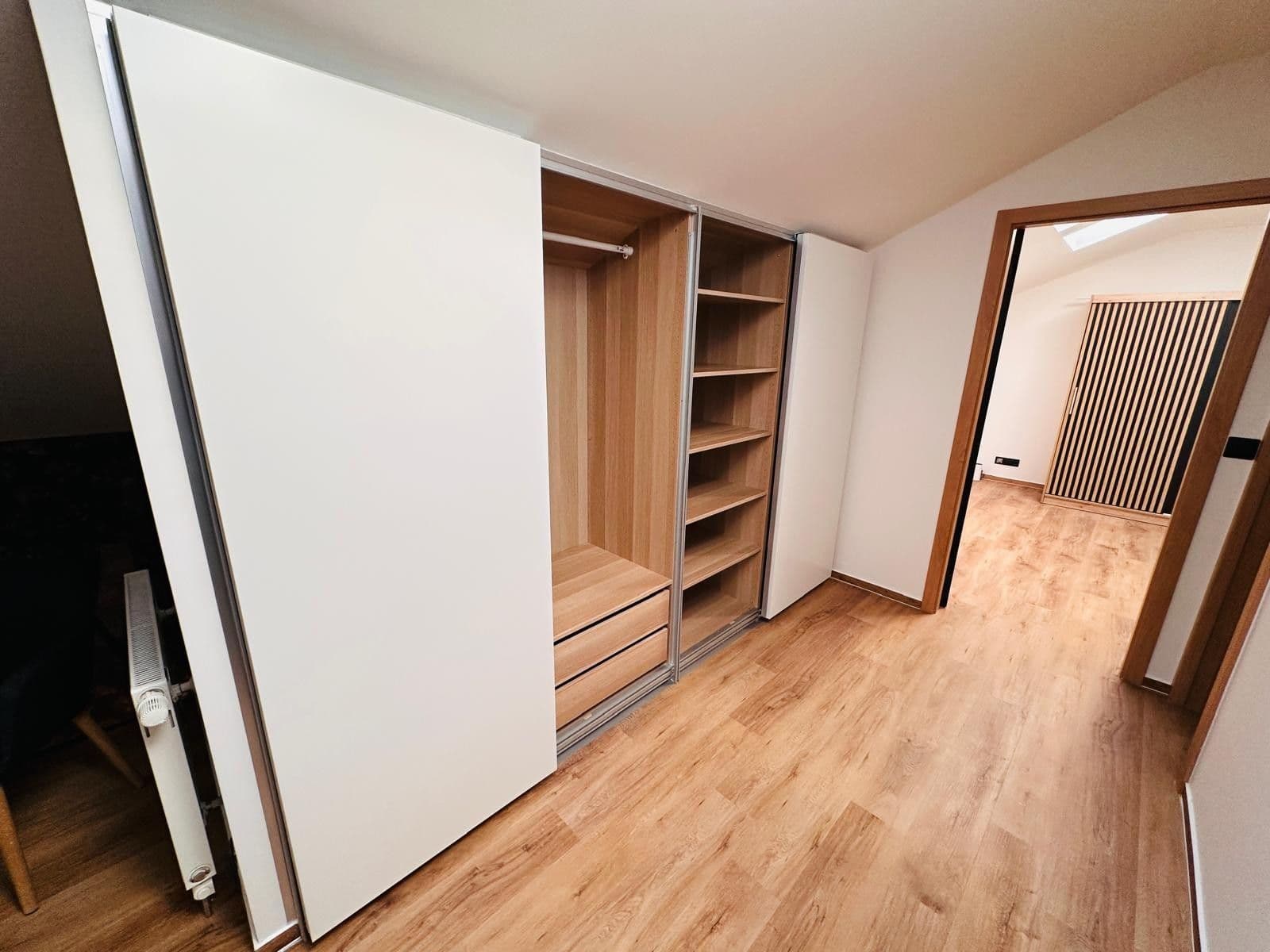 Predaj bytu 3-izbový 118 m², V Zeleném údolí, Praha, Praha Predaj bytu 3-izbový 118 m², V Zeleném údolí, Praha, Praha