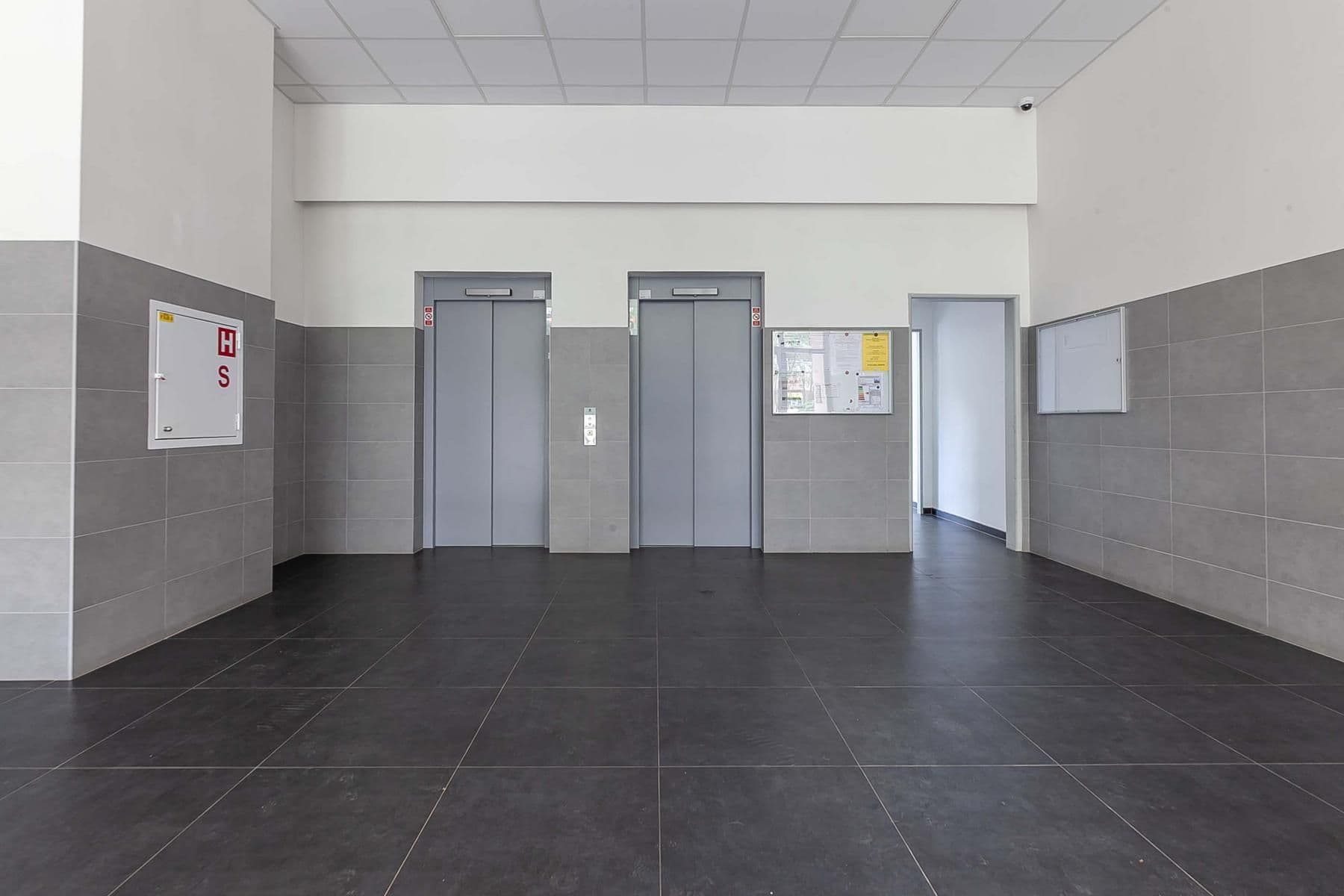 Predaj bytu 3-izbový 75 m², Tádžická, Praha, Praha Predaj bytu 3-izbový 75 m², Tádžická, Praha, Praha