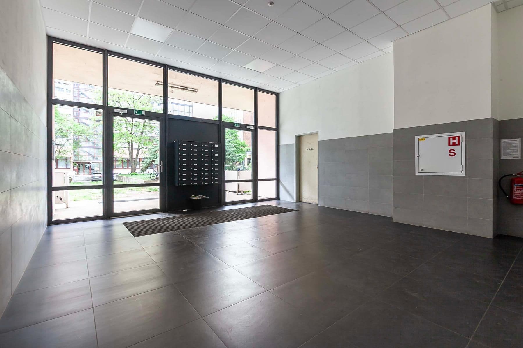 Predaj bytu 3-izbový 75 m², Tádžická, Praha, Praha Predaj bytu 3-izbový 75 m², Tádžická, Praha, Praha