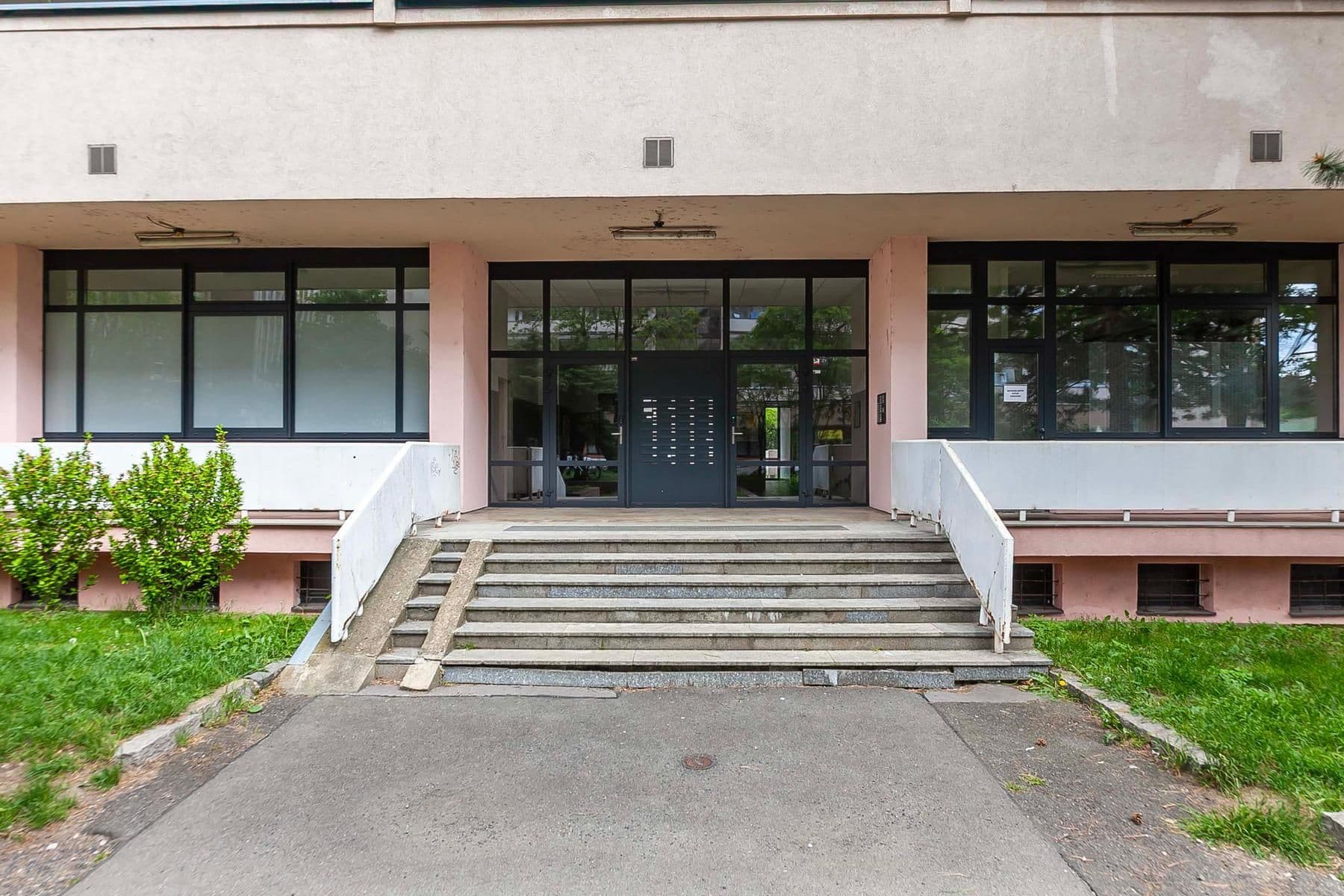 Predaj bytu 3-izbový 75 m², Tádžická, Praha, Praha Predaj bytu 3-izbový 75 m², Tádžická, Praha, Praha