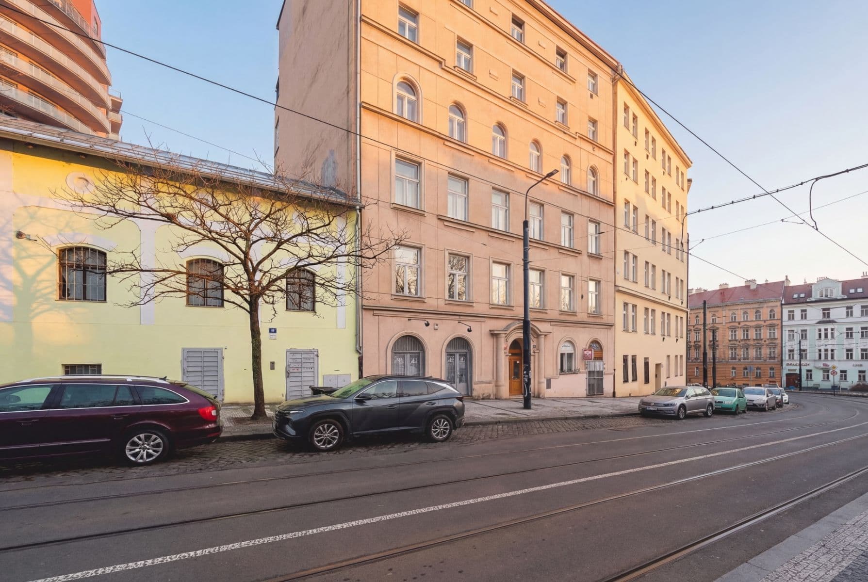Prenájom bytu 3-izbový 87 m², Bělehradská, Praha, Praha Prenájom bytu 3-izbový 87 m², Bělehradská, Praha, Praha