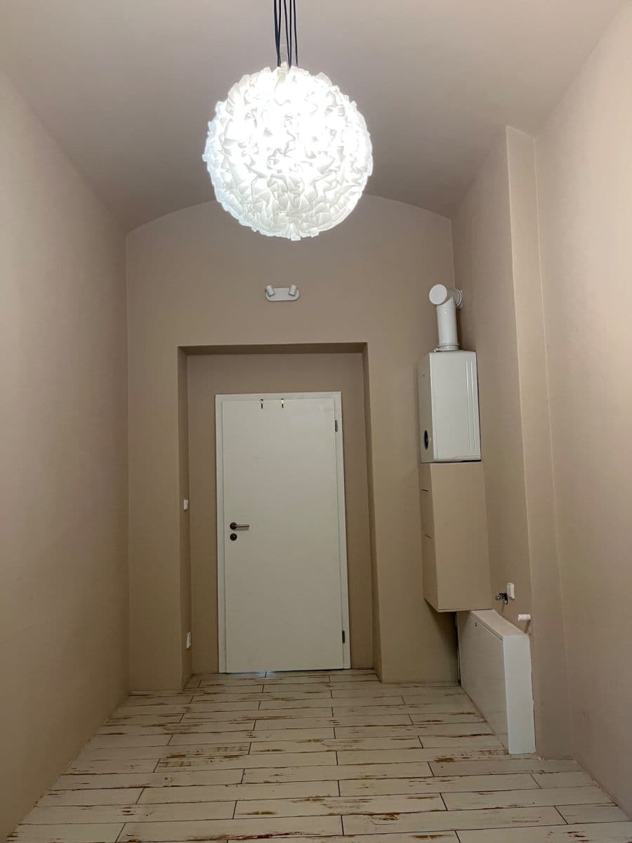 Prenájom bytu 3-izbový 87 m², Bělehradská, Praha, Praha Prenájom bytu 3-izbový 87 m², Bělehradská, Praha, Praha