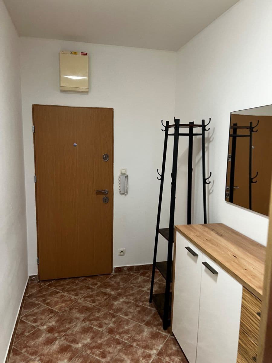 Prenájom bytu 2-izbový 50 m², Pod Harfou, Praha, Praha Prenájom bytu 2-izbový 50 m², Pod Harfou, Praha, Praha