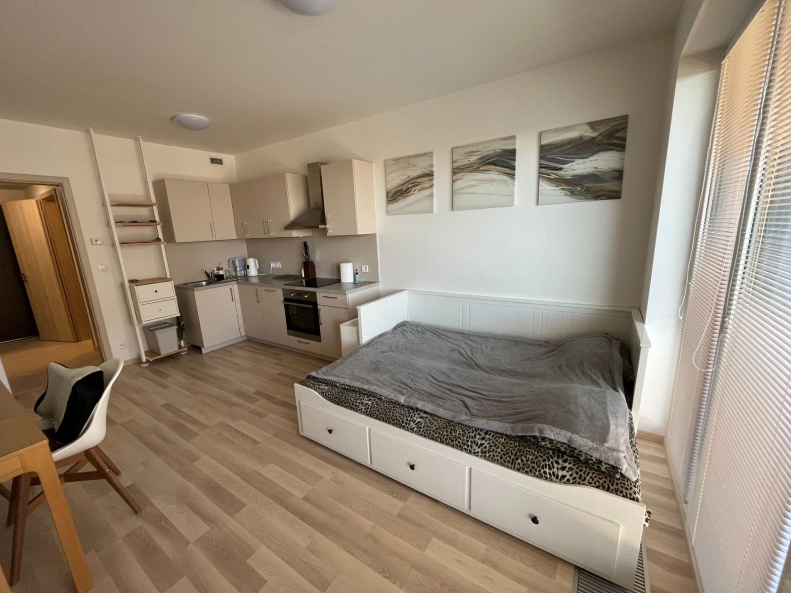 Prenájom bytu 1-izbový 29 m², K Metru, Praha, Praha Prenájom bytu 1-izbový 29 m², K Metru, Praha, Praha