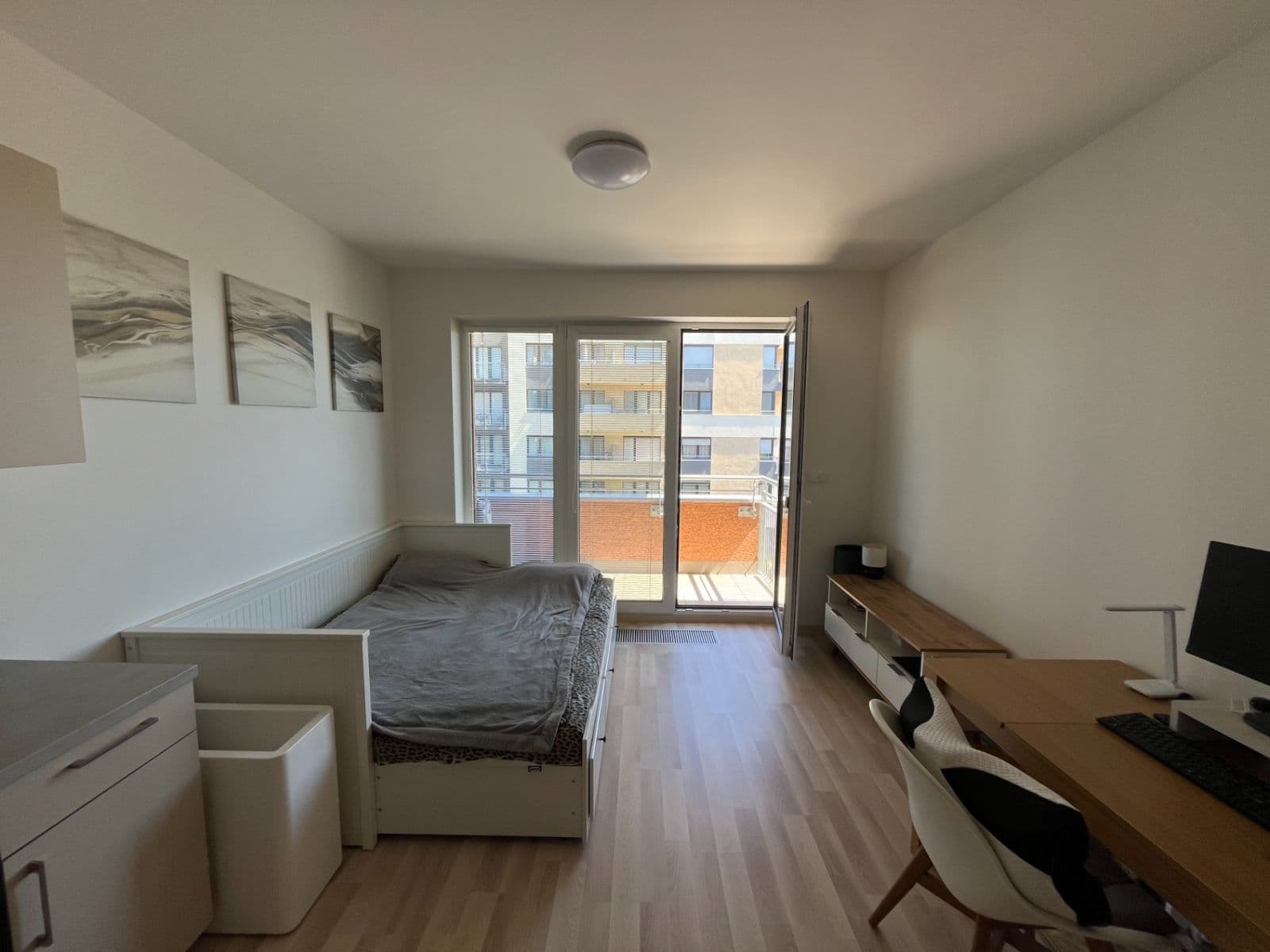 Prenájom bytu 1-izbový 29 m², K Metru, Praha, Praha Prenájom bytu 1-izbový 29 m², K Metru, Praha, Praha