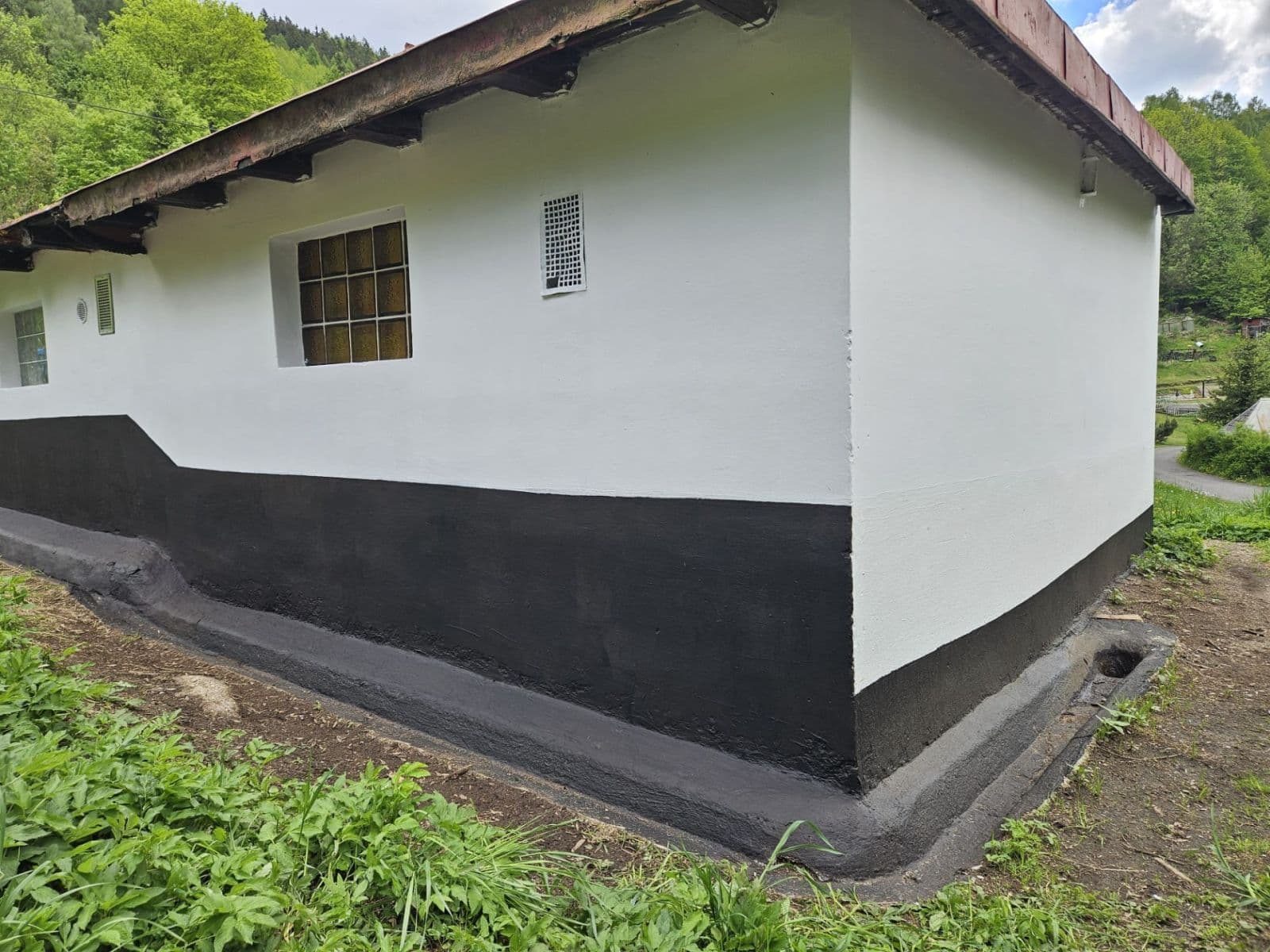 Prenájom garáže 22 m², Riedlova, Desná, Liberecký kraj Prenájom garáže 22 m², Riedlova, Desná, Liberecký kraj