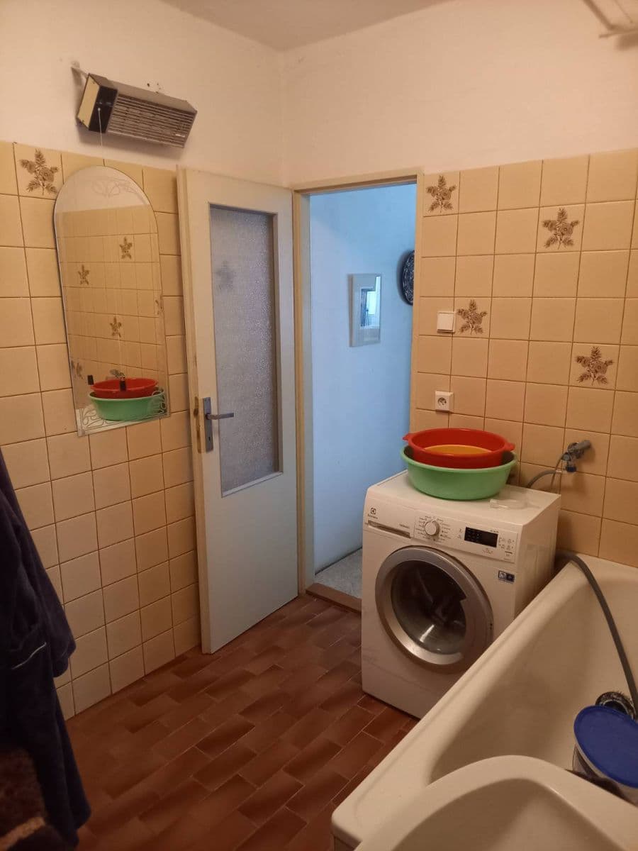 Prenájom bytu 3-izbový 67 m², K Horoměřicům, Praha, Praha Prenájom bytu 3-izbový 67 m², K Horoměřicům, Praha, Praha